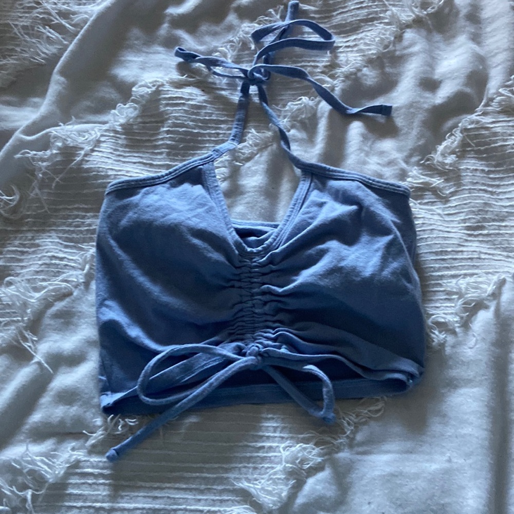 Hollister scrunch crop top